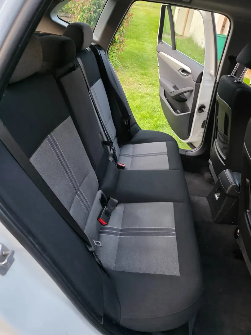 BMW X1 X1 xDrive 23d Österreich Paket Aut. Weiß - 2