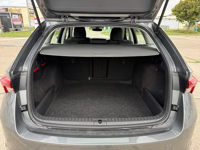 Skoda Octavia view 14