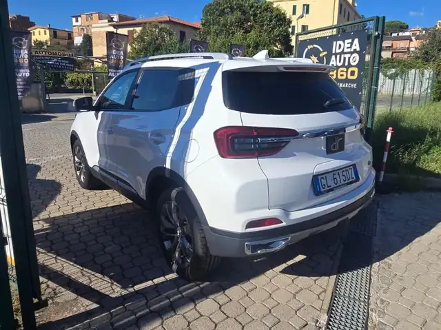 DR Automobiles DR4 view 6