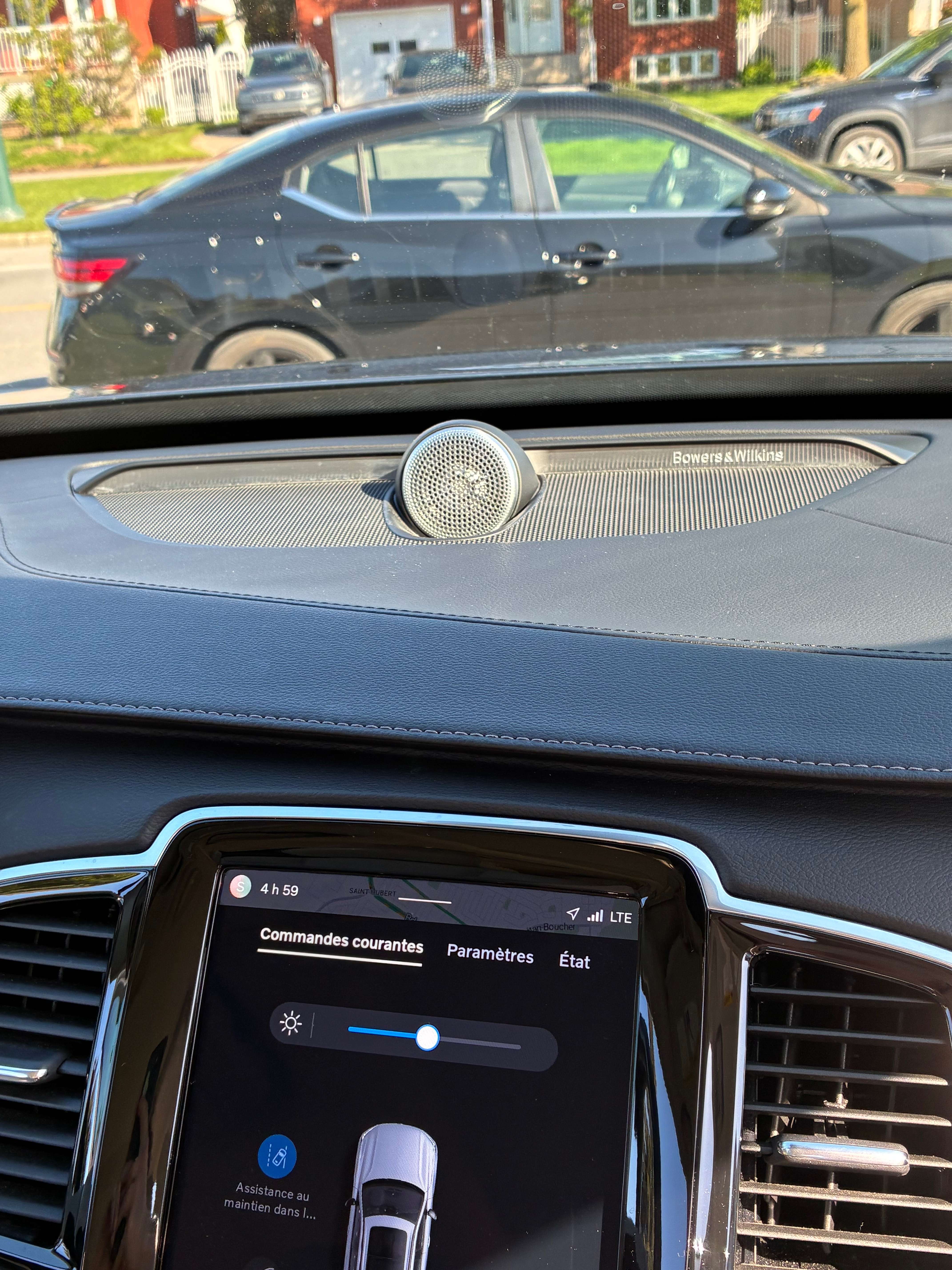 2023 Volvo XC90 Ultimate Dark Theme thumb 15