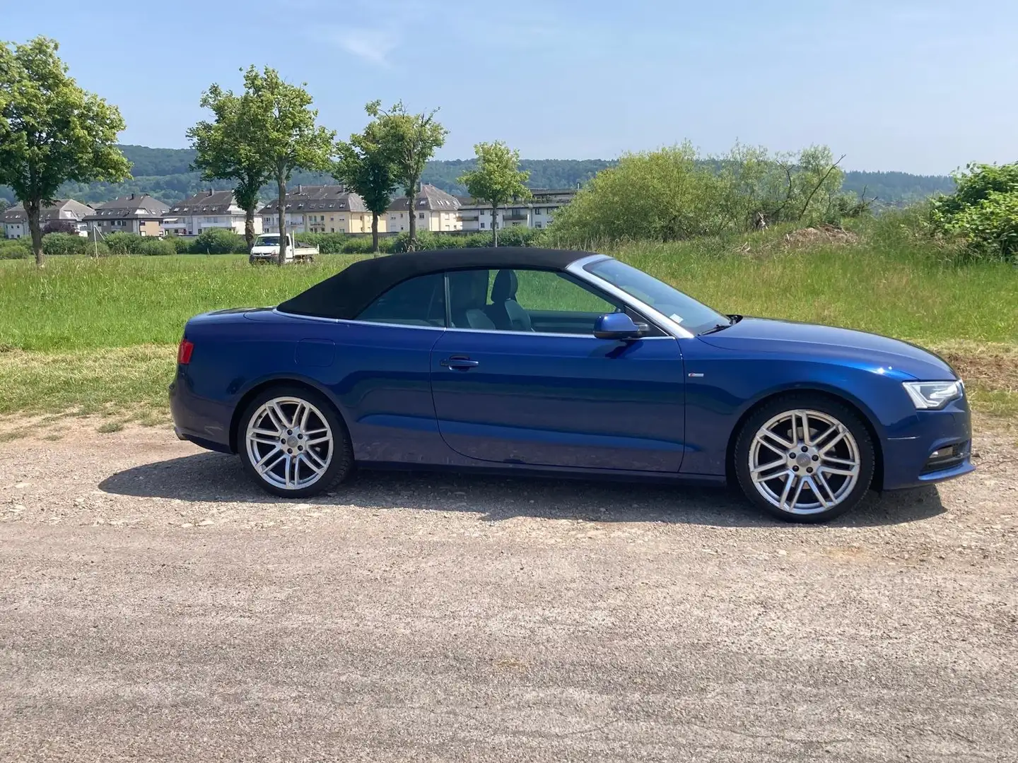 Audi A5 A5 Cabrio 3.0 TDI DPF quattro S tronic Bleu - 1
