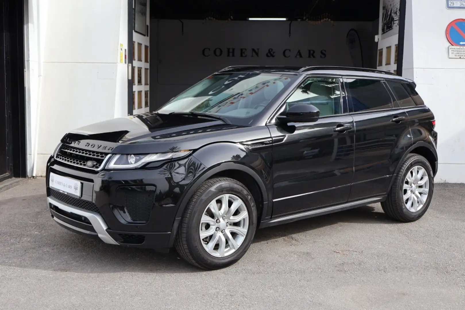 Land Rover Range Rover Evoque 2.0eD4 SE 2WD 150 Noir - 2