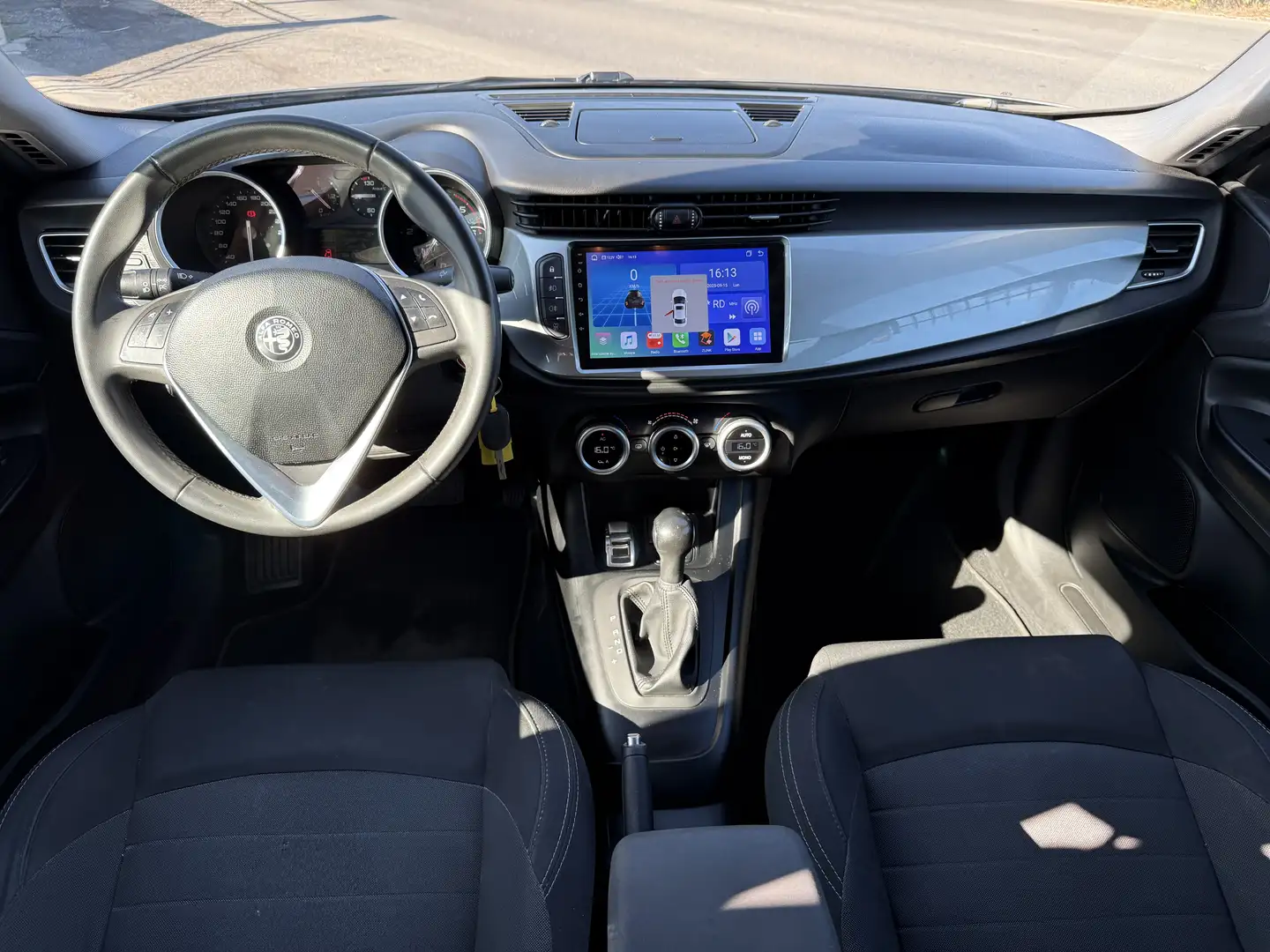 Alfa Romeo Giulietta 1.6 JTDm TCT 120cv SUPER AUTOMATICA NAVI UFF. Gris - 2