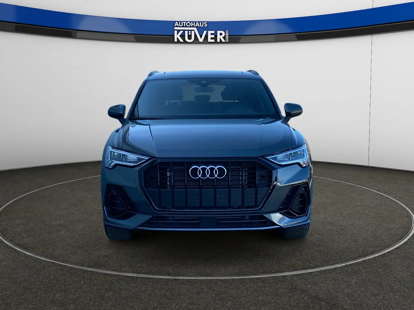 Audi Q3 S-Line 35 TFSI S-Tronic Navi+Pano+GRA+AHK+18´´ Grau - 2