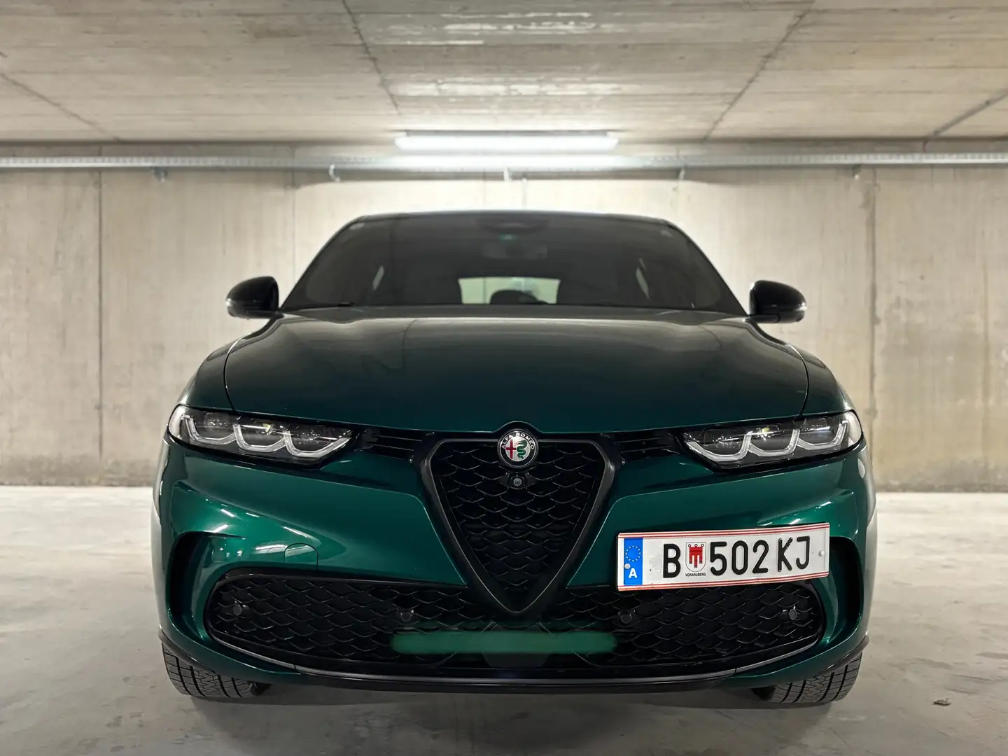 Alfa Romeo Tonale Edizione Speciale 1.5 T4 48V MHEV DCT Grün - 2