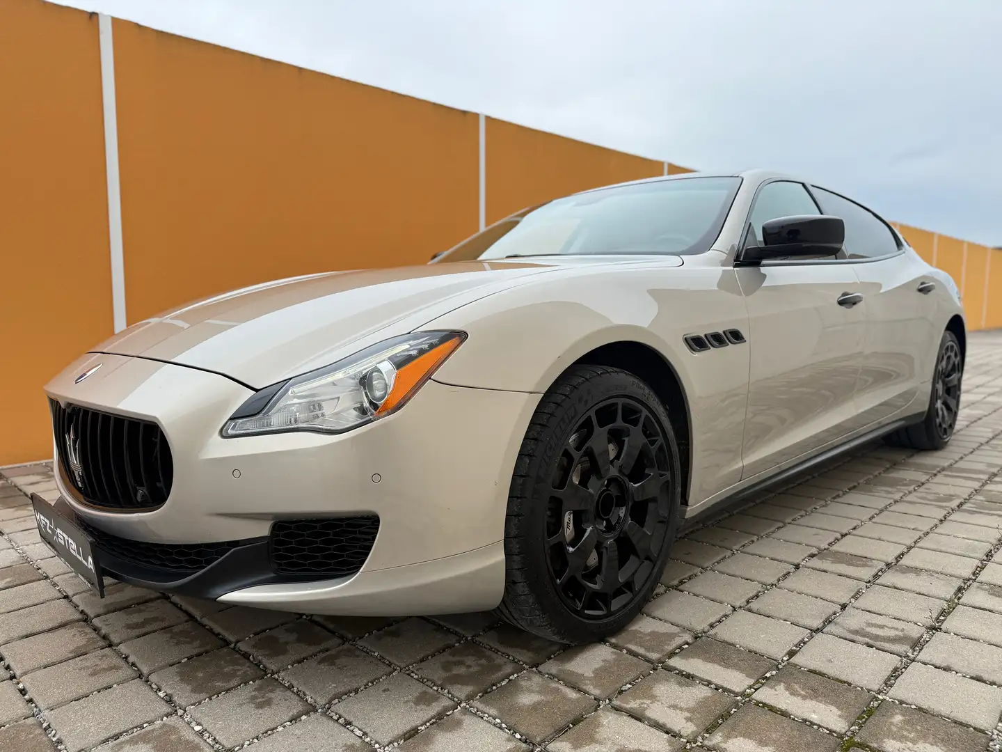 Maserati Quattroporte GTS V8 / ZF / Bowers & Wilkins / Champagne Pearl Bronze - 1