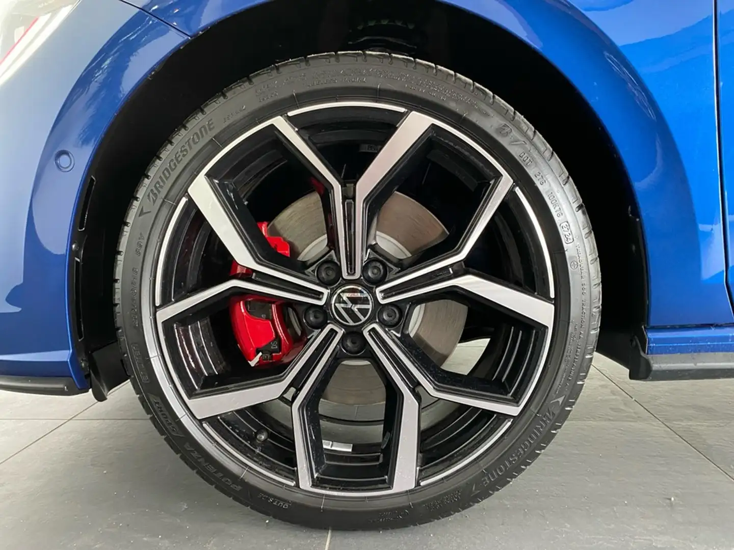 Volkswagen Polo GTI 2.0 TSI DSG Bleu - 2