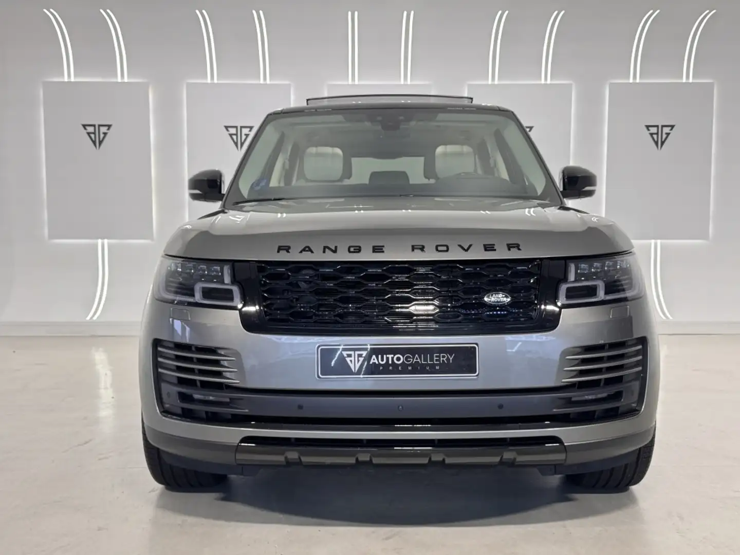 Land Rover Range Rover 2.0 i4 PHEV Vogue 4WD Aut. Silber - 2