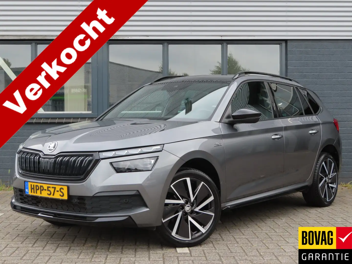 Skoda Kamiq 1.5 TSI ACT Monte Carlo DSG | trekhaak | pano dak Grijs - 1