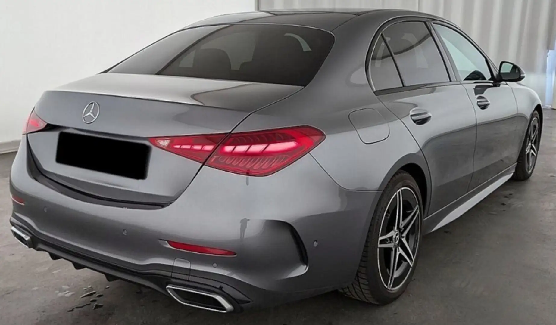 Mercedes-Benz C 180 9G-TRONIC AMG Line - 2