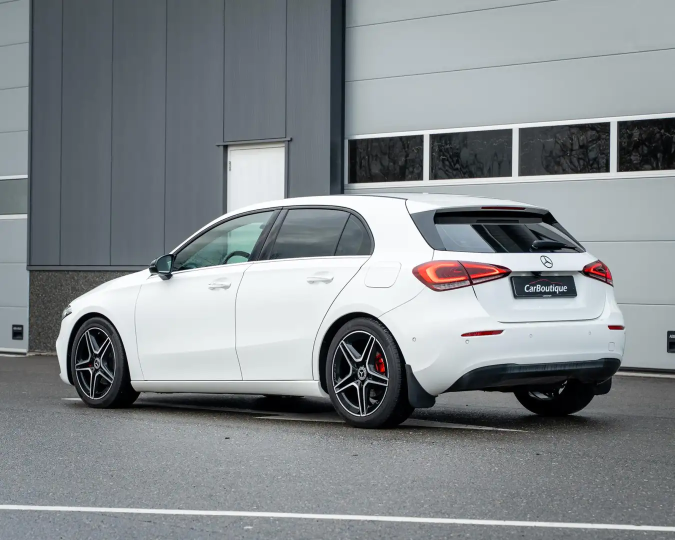 Mercedes-Benz A 160 AMG I Camera I Carplay I Cruise Control I NAP I BT Weiß - 2