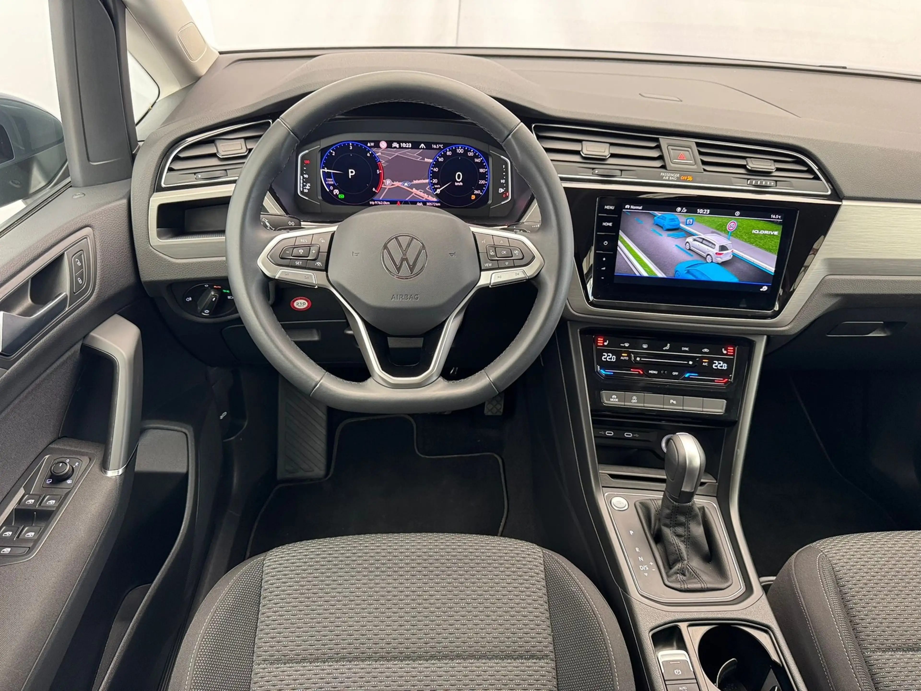 Volkswagen Touran Comfortline 2.0TDI DSG+7SITZER+KAMERA+ACC+LED+ — photo 10