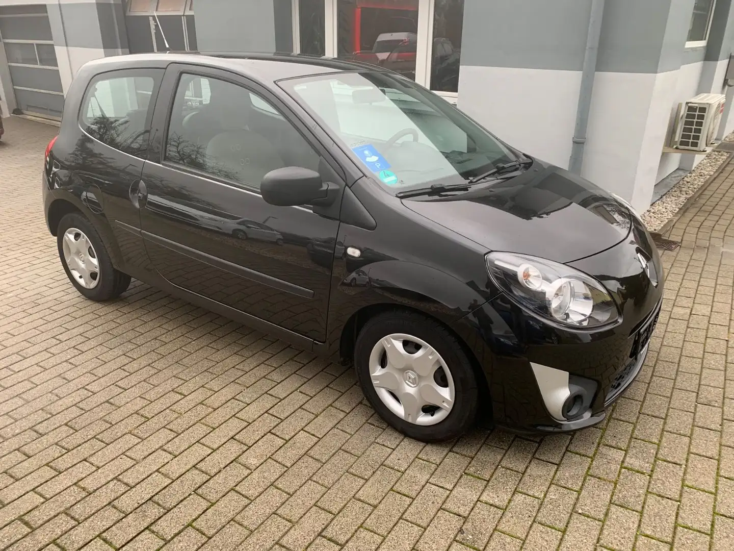 Renault Twingo Authentique 1,2 ZV 1.Hand 60TKM Schwarz - 1