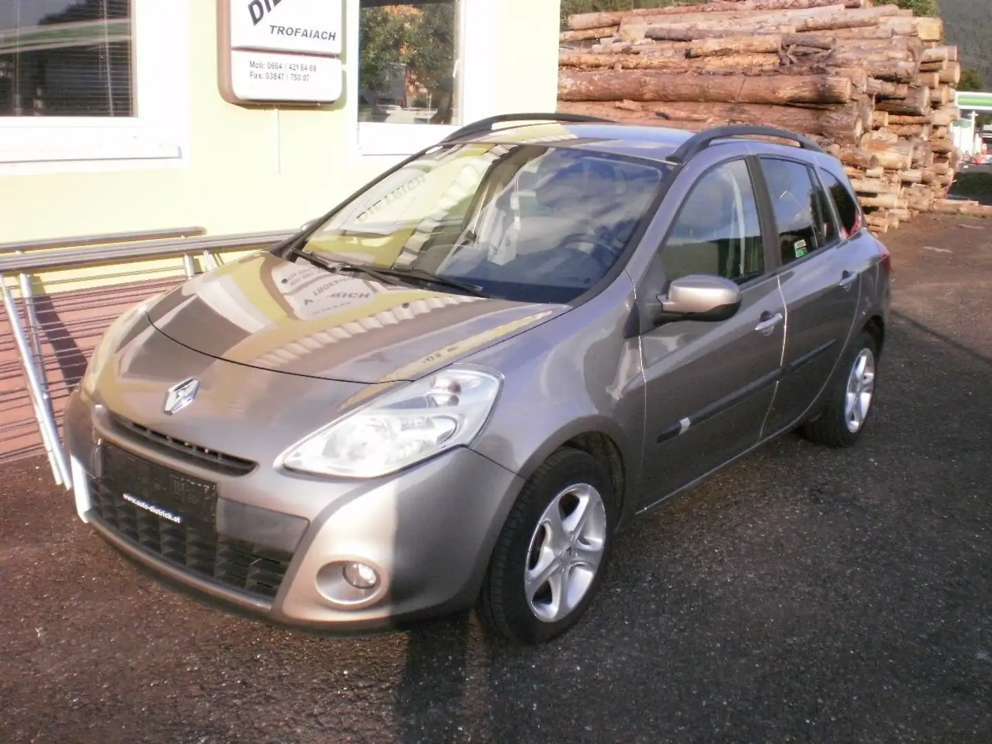 Renault Clio Clio Grandtour Tonic 1,2 16V Tonic Gold - 1