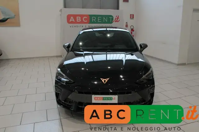 Cupra Leon view 3