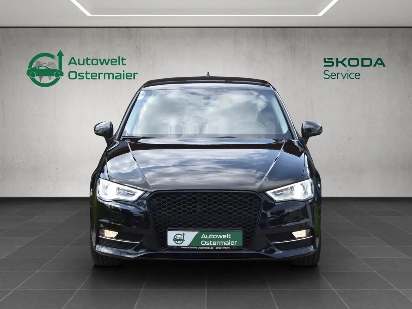 Audi A3 1.4TFSI Attraction*Xenon*SHZ*PDC* Schwarz - 2