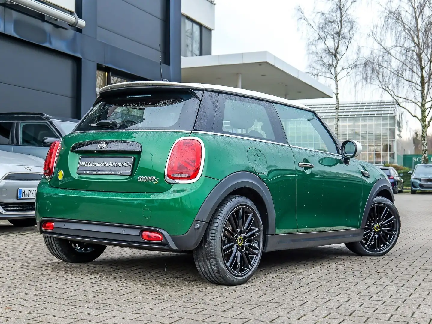 MINI Cooper SE 3-Türer ACC RFK NAVI Standh. LED DAB Groen - 2