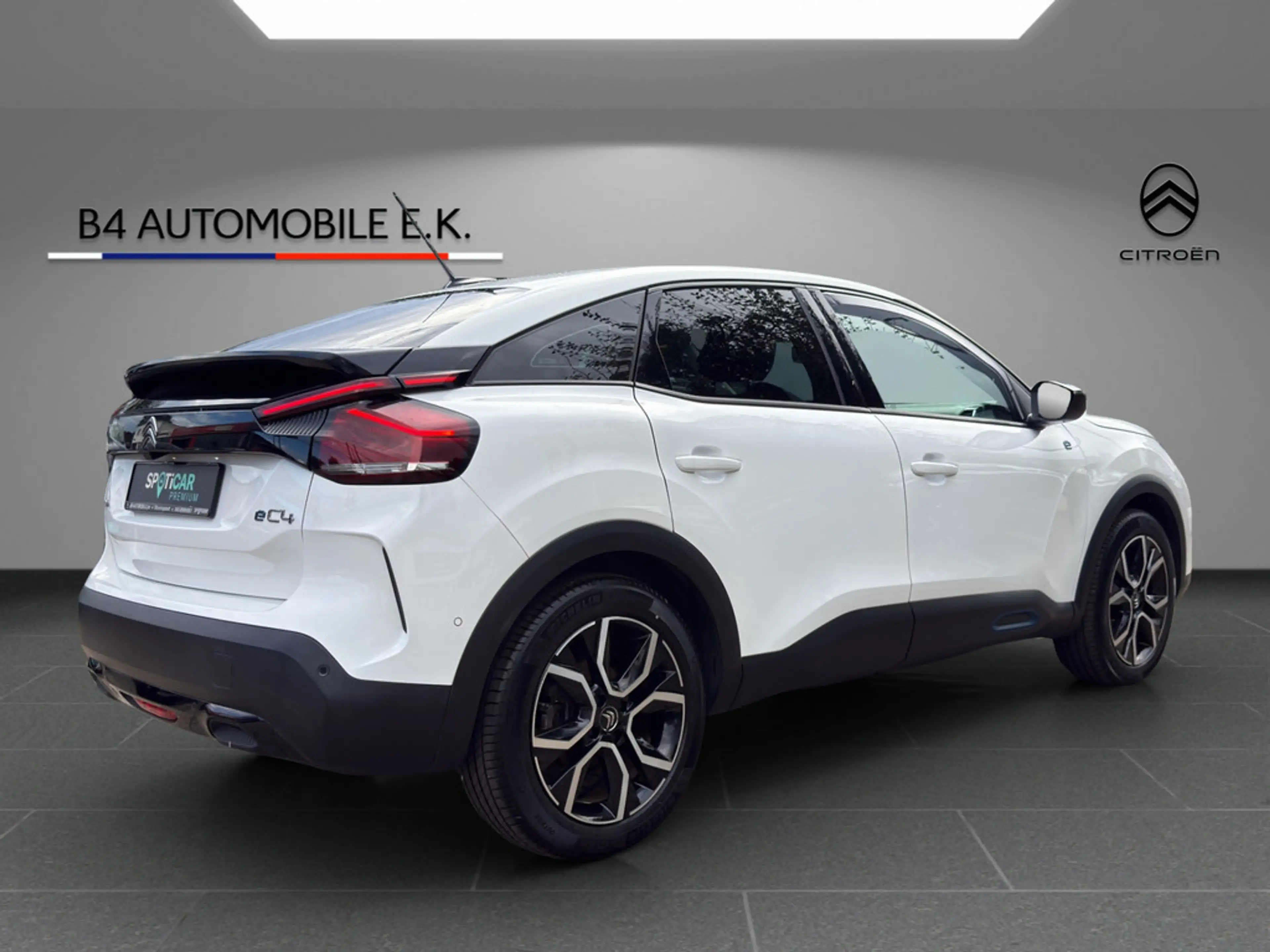 Citroen E-C4 Electric — photo 5