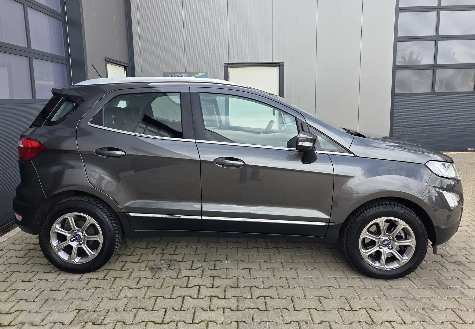 Ford EcoSport Titanium- 1.Hand-Scheckheft Ford-Unfallfrei Grau - 2