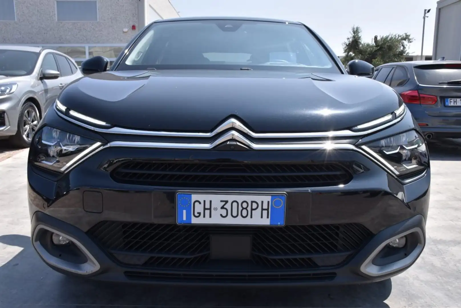 Citroen C4 BlueHDi 110 S&S Shine Nero - 2