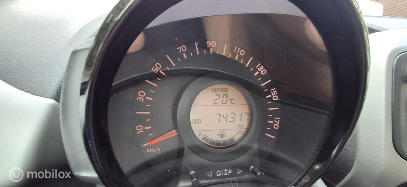 Citroen C1 1.0 e-VTi Feel — photo 11