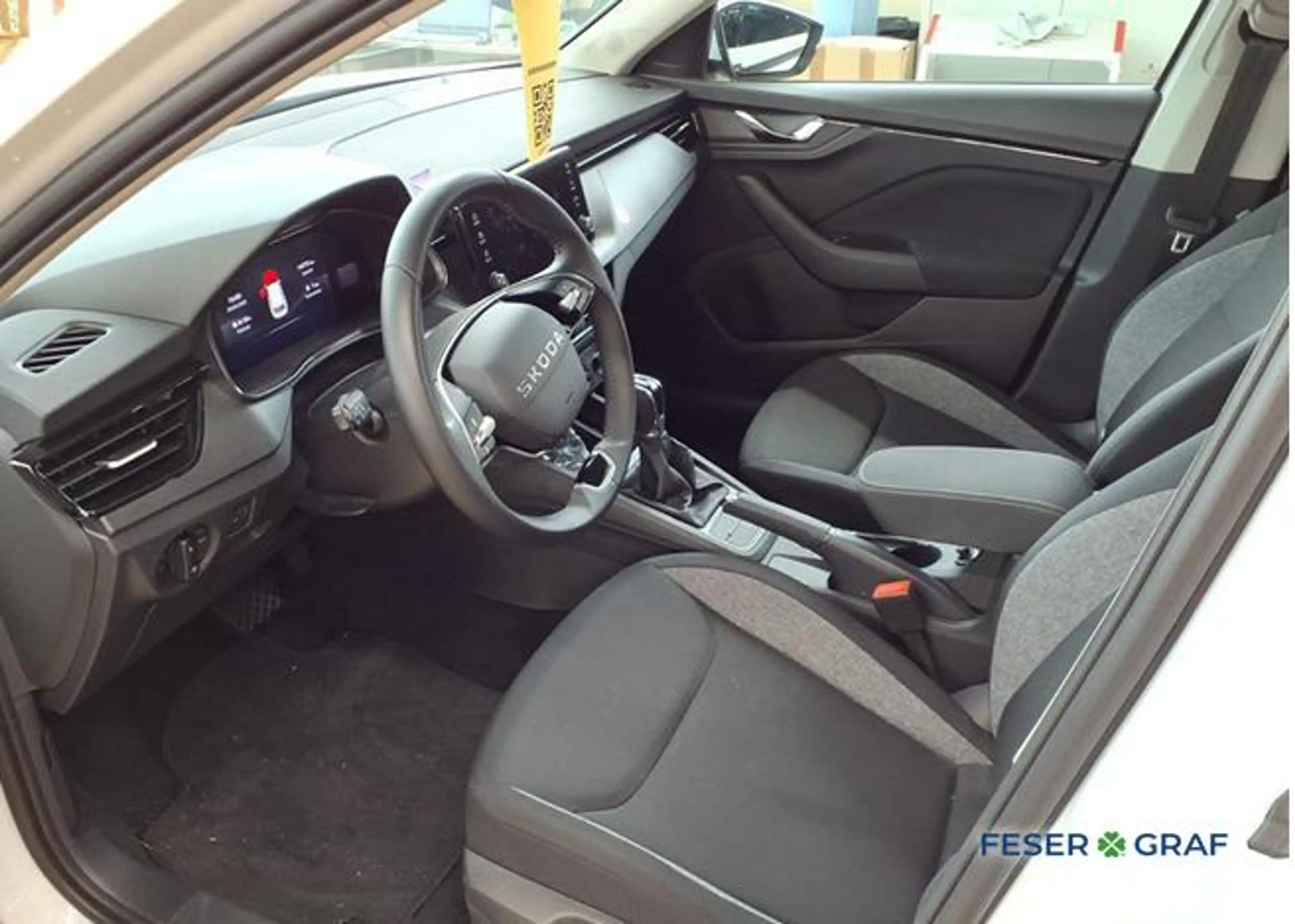 Skoda Kamiq Active 1.0 TSI DSG APP LED SiHz — photo 3