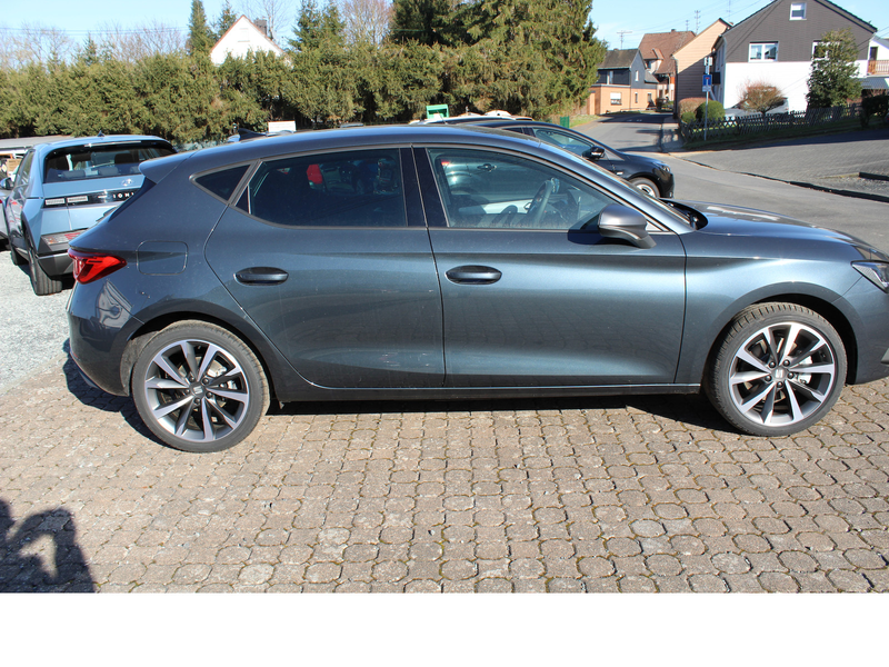 SEAT Leon FR 1,4 e-HYBRID NAVI/18Zoll/LED/Kamera — photo 6