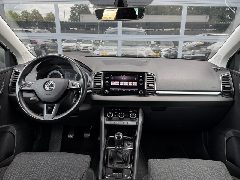 Skoda Karoq 1.5 TSI ACT Style CarPlay | Trekhaak | Dealer OH — photo 2