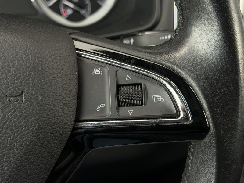 Skoda Karoq 1.5 TSI ACT Style CarPlay | Trekhaak | Dealer OH — photo 15