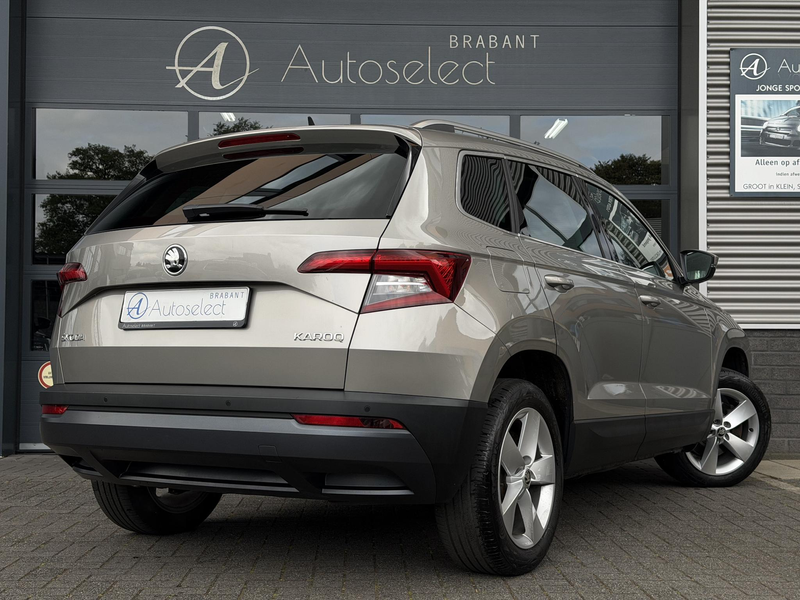 Skoda Karoq 1.5 TSI ACT Style CarPlay | Trekhaak | Dealer OH — photo 3