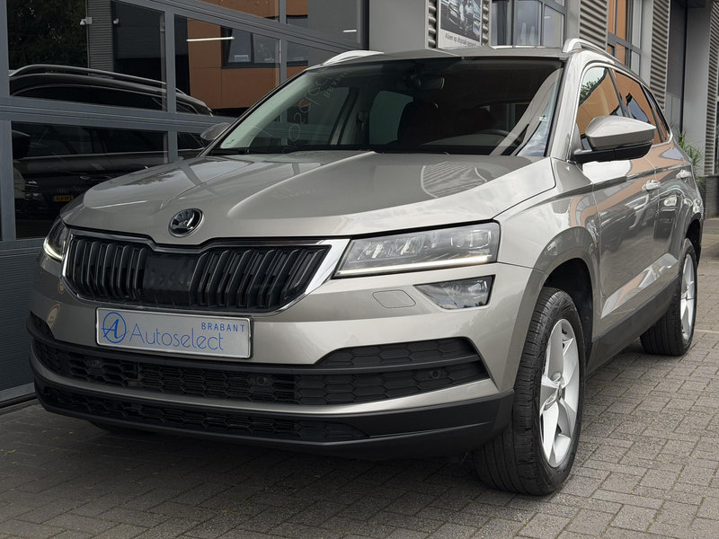 Skoda Karoq 1.5 TSI ACT Style CarPlay | Trekhaak | Dealer OH — photo 6