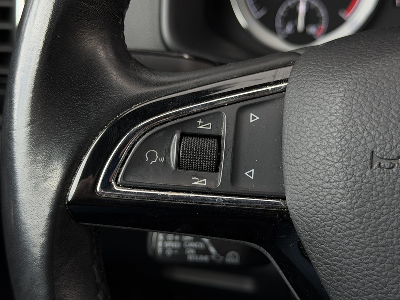 Skoda Karoq 1.5 TSI ACT Style CarPlay | Trekhaak | Dealer OH — photo 14