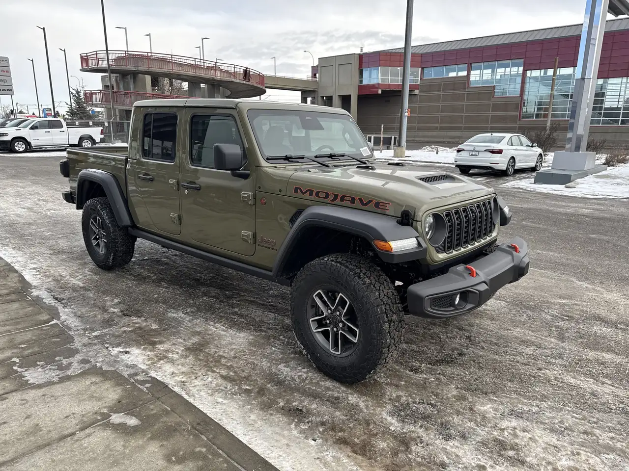 Jeep Gladiator снимка Jeep Gladiator