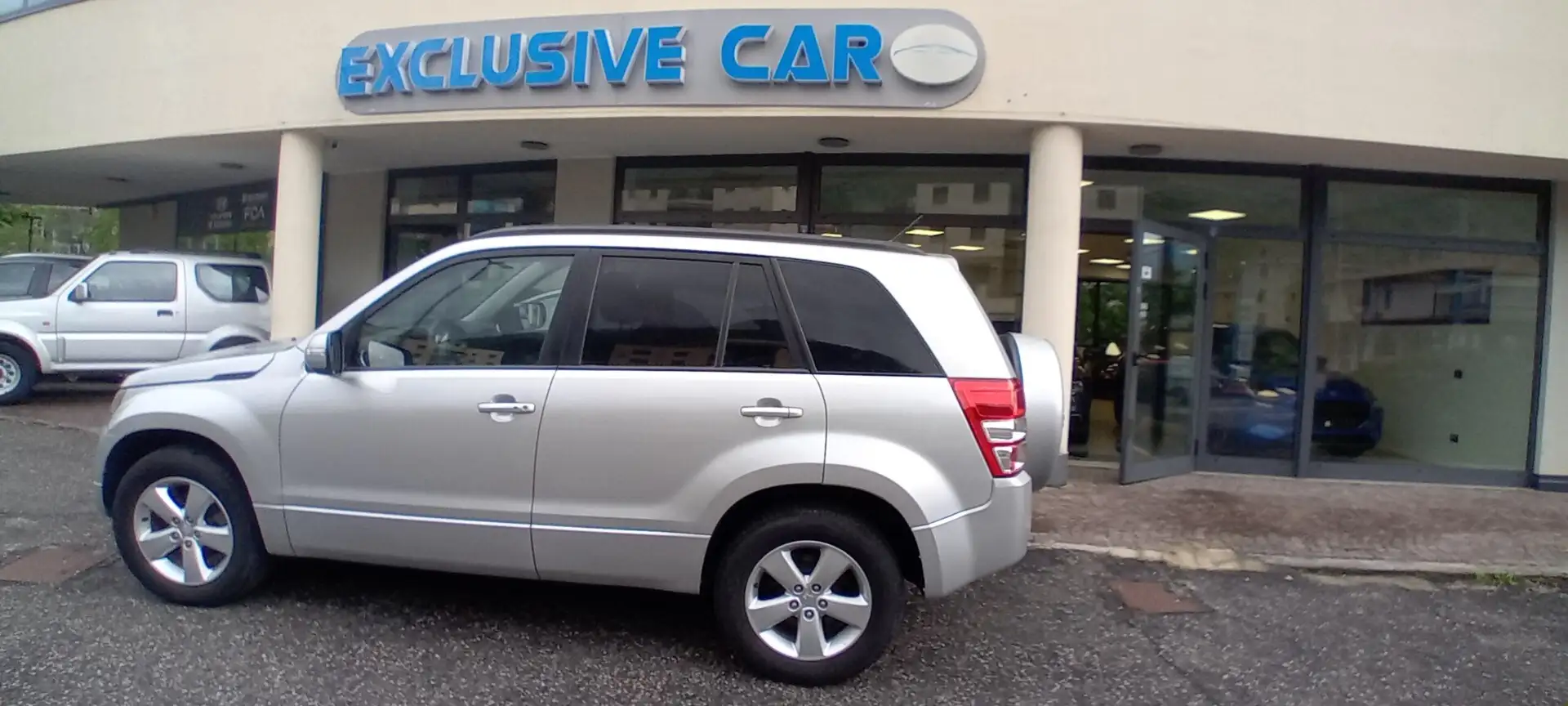 Suzuki Grand Vitara Grand Vitara 1.9 DDiS 5 porte Offroad Gümüş rengi - 1