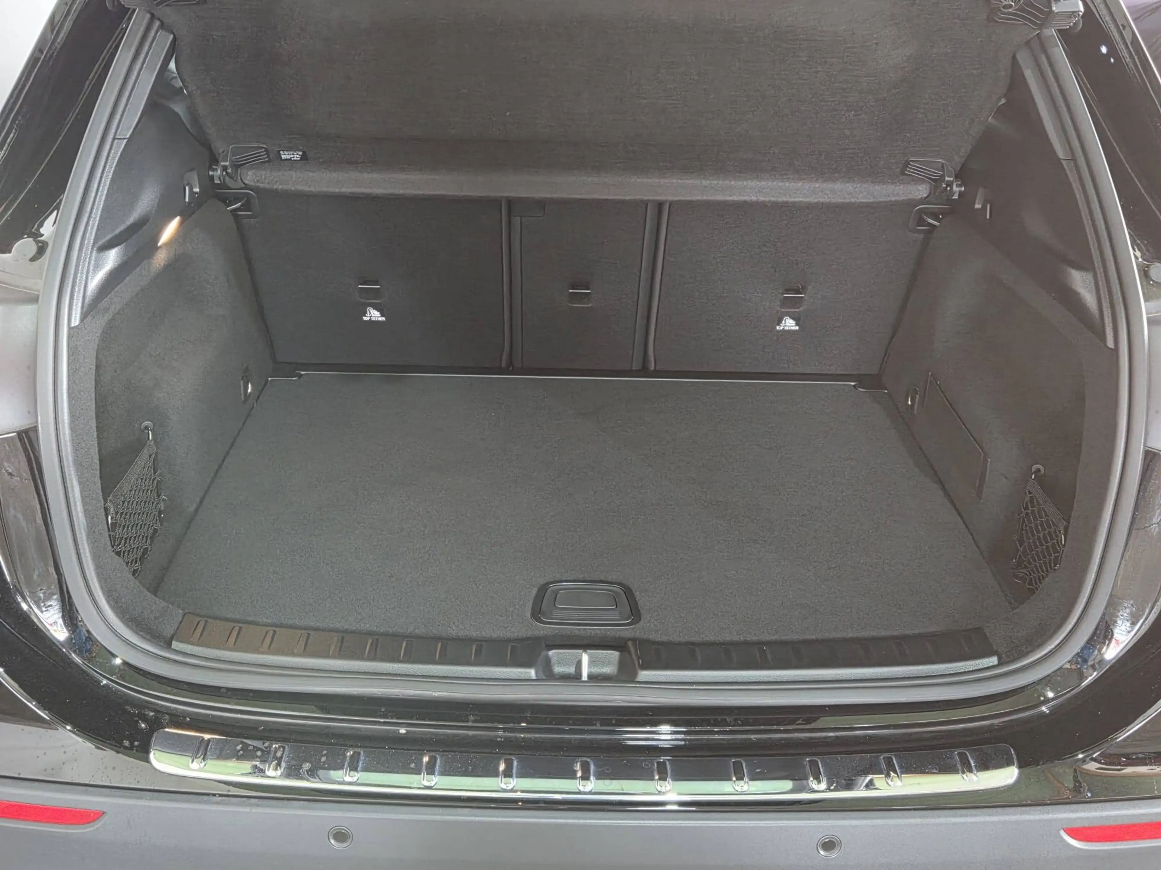 Mercedes-Benz GLA 200 GLA 200, LED, Virtual, Kamera, ACC — photo 12
