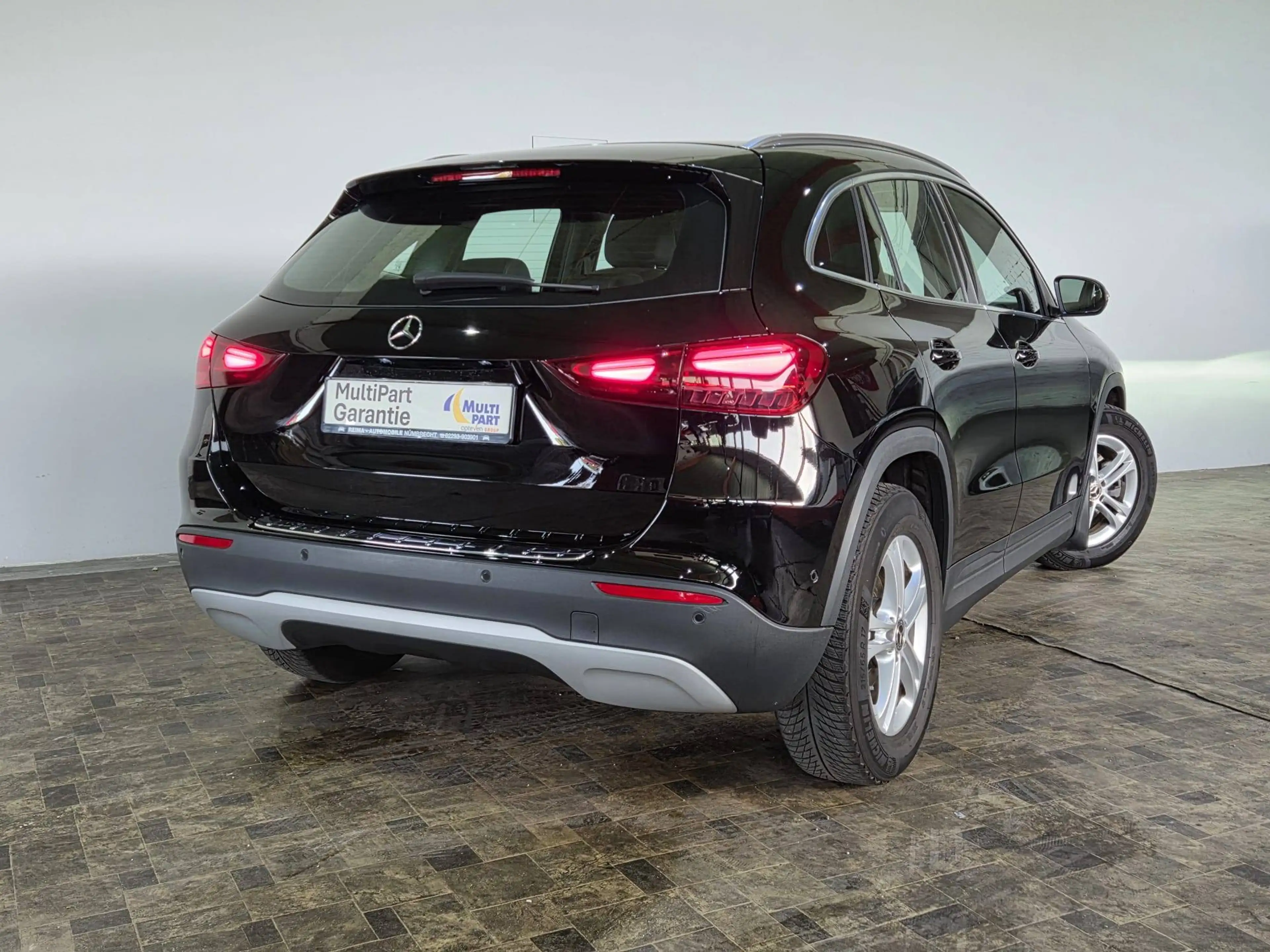 Mercedes-Benz GLA 200 GLA 200, LED, Virtual, Kamera, ACC — photo 10