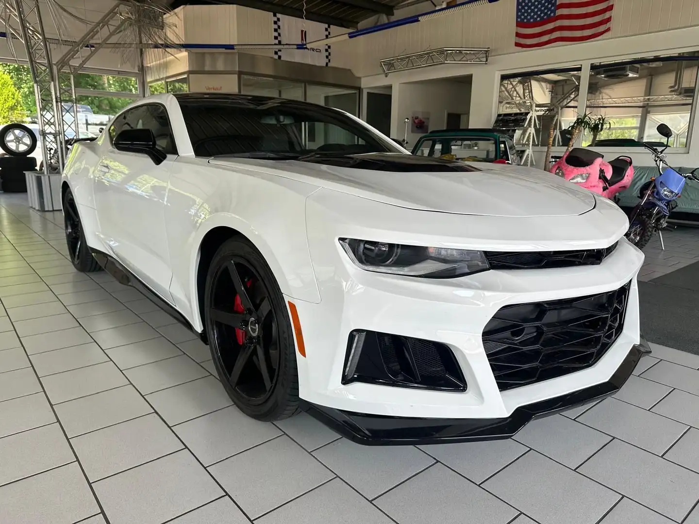 Chevrolet Camaro SS 6,2 V8 Coupe Performance 4 Rohr Automatik ZL1 Blanc - 1