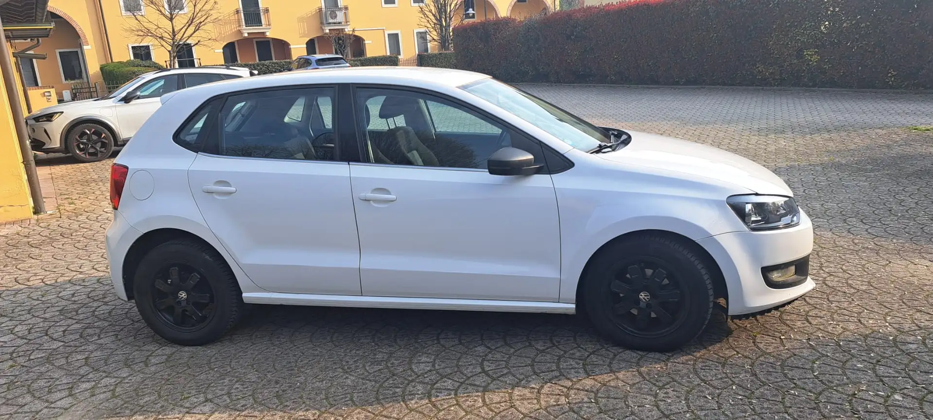 Volkswagen Polo Plus DIESEL BLUETC Blanco - 2