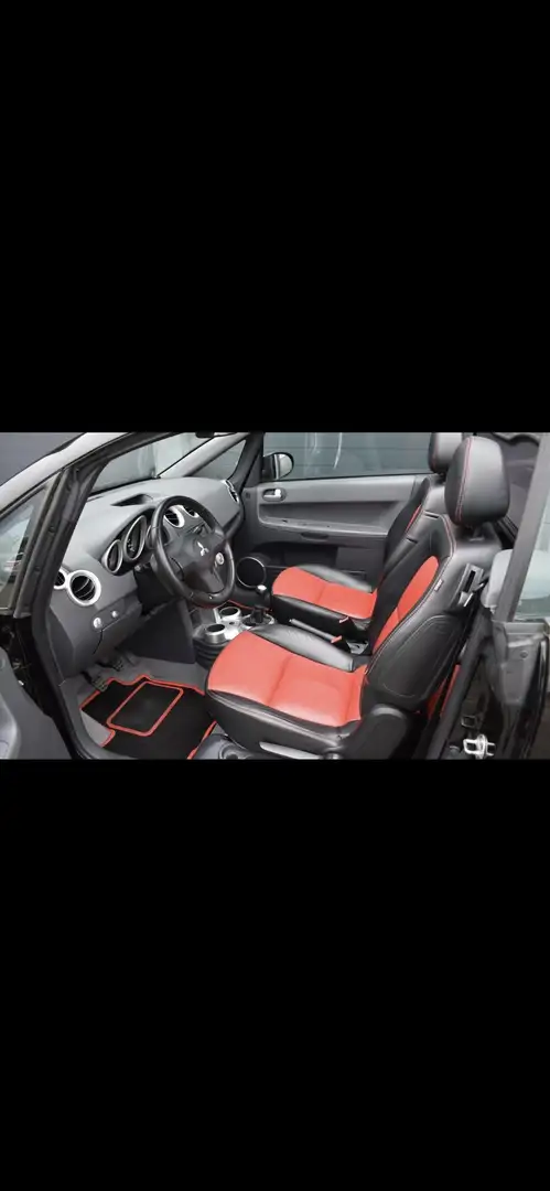 Mitsubishi Colt 1.5 Invite Cabrio Zwart - 2