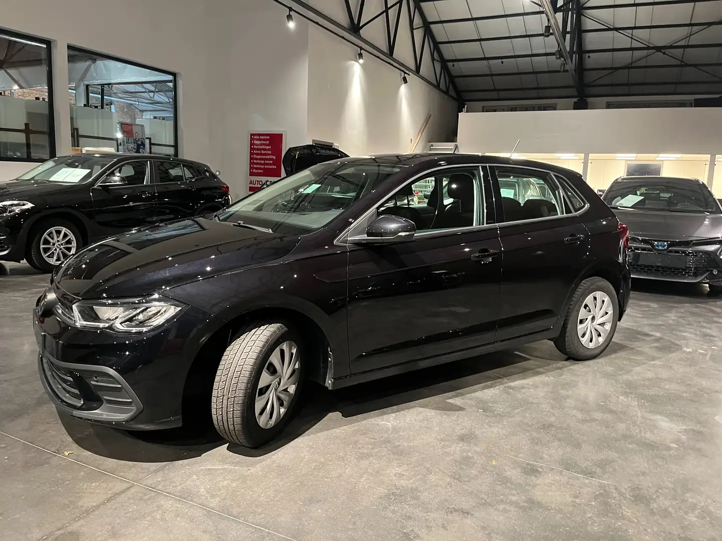 Volkswagen Polo Polo 1.0 TSI OPF Life Zwart - 2