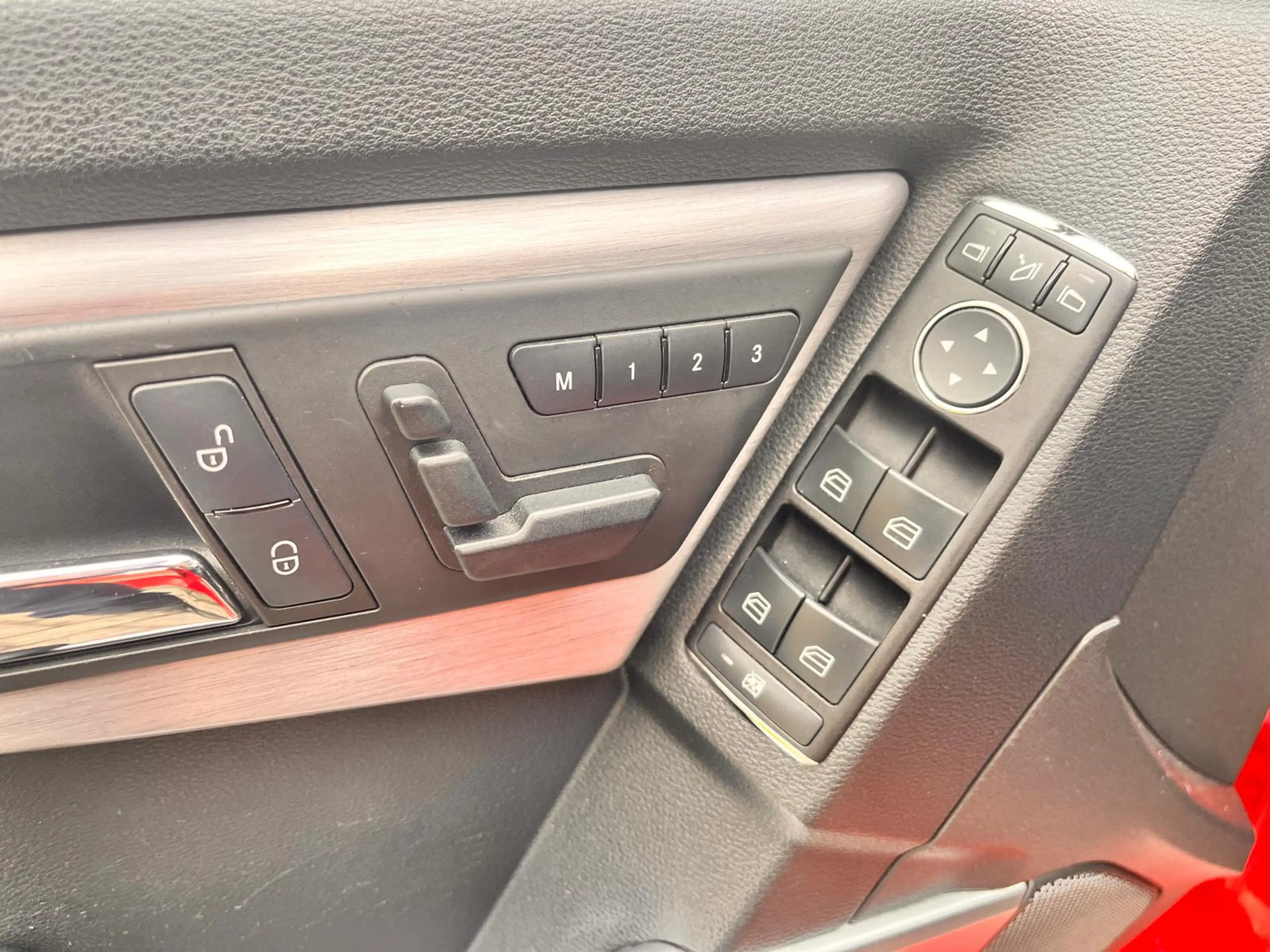Mercedes-Benz GLK 350 First Edition 4-Matic — photo 10