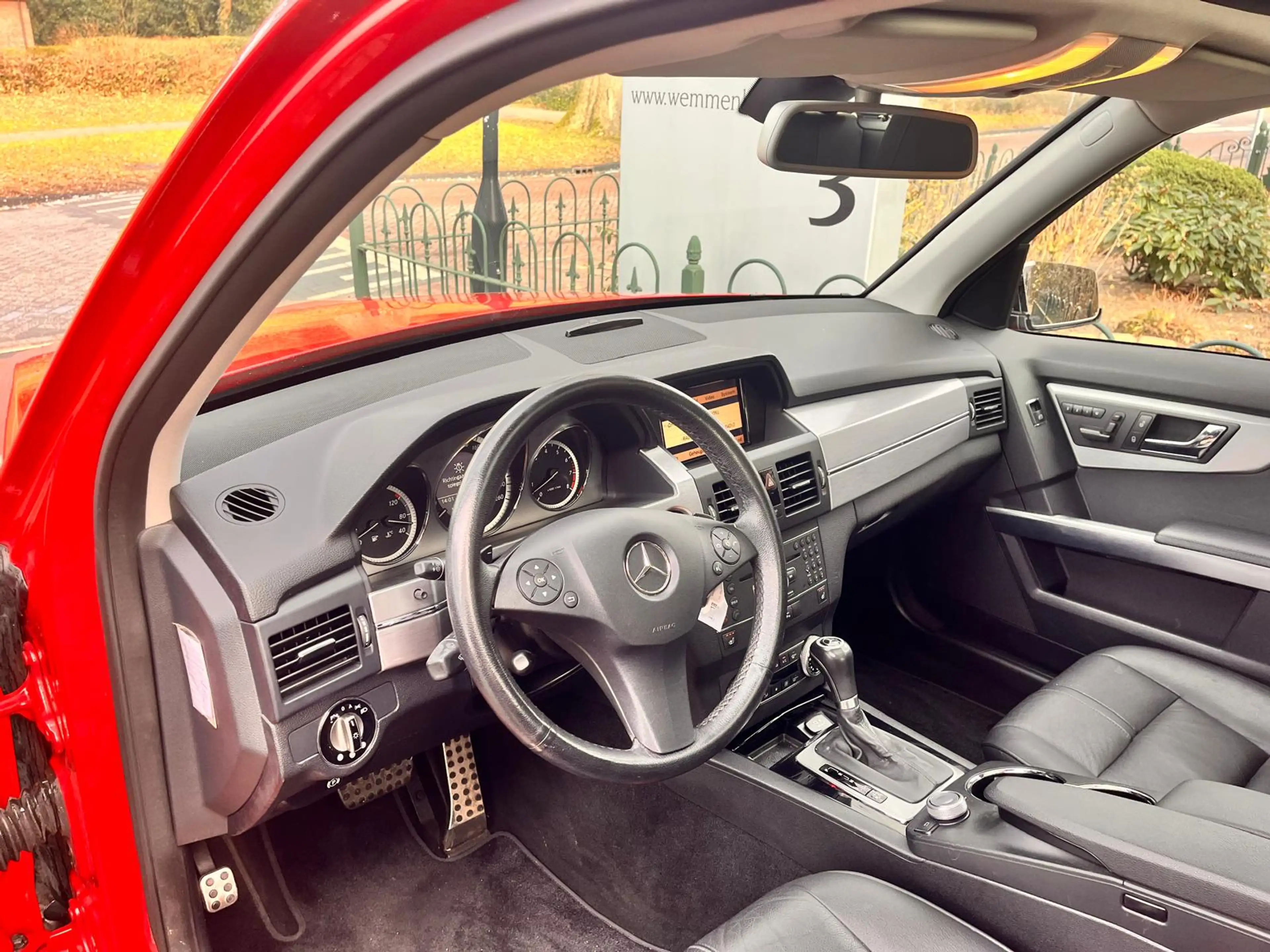 Mercedes-Benz GLK 350 First Edition 4-Matic — photo 20