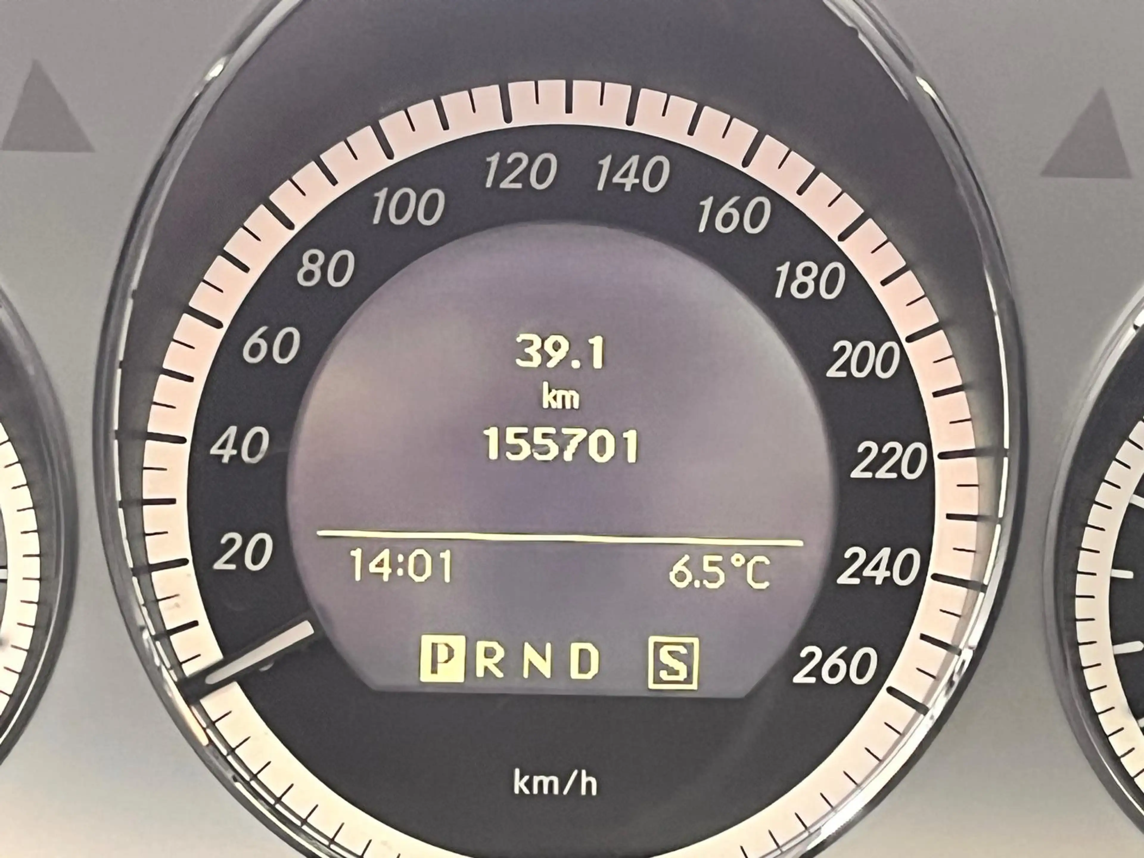 Mercedes-Benz GLK 350 First Edition 4-Matic — photo 27