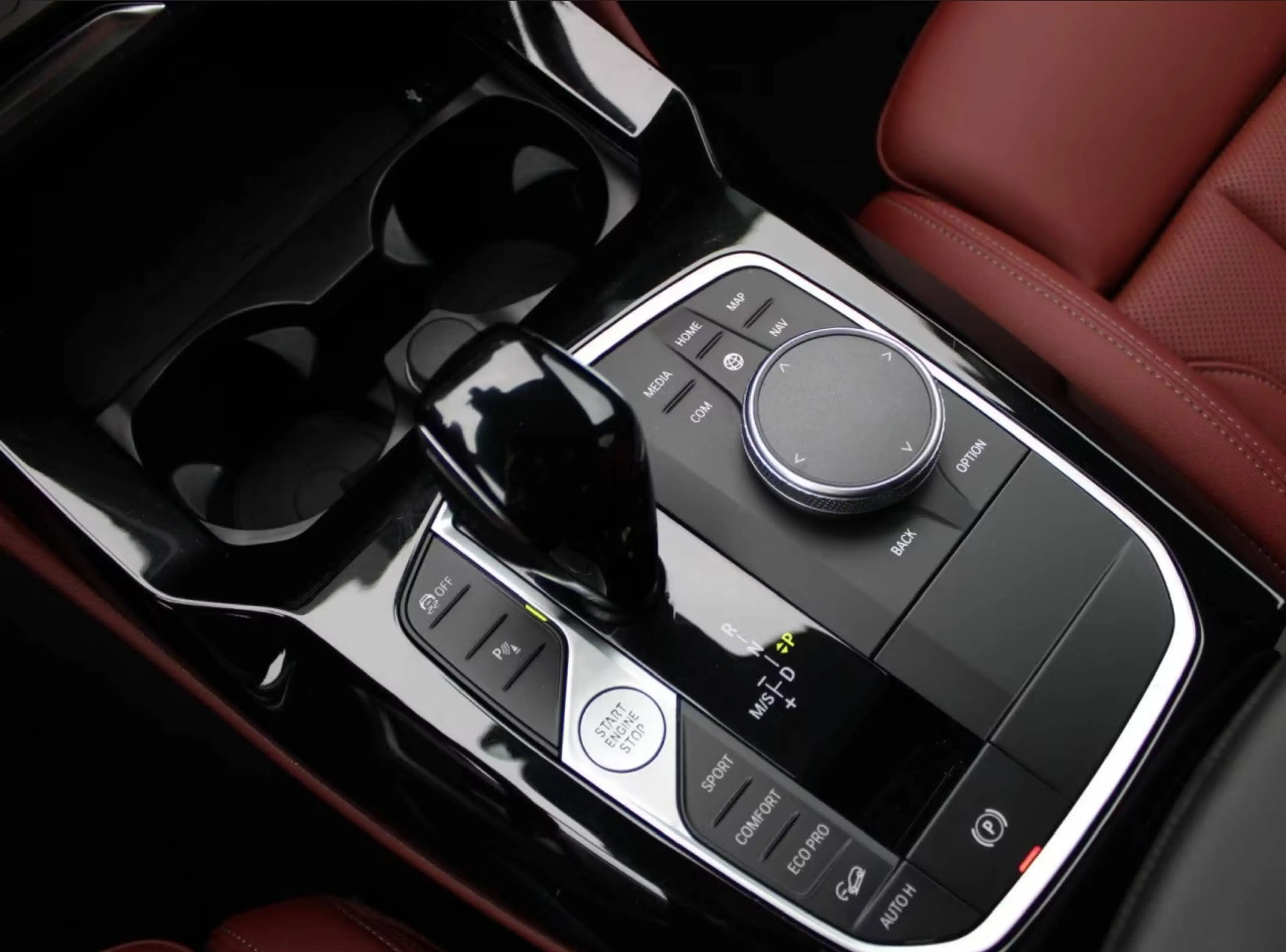 BMW X4 xDrive 20 d M Sport — photo 13