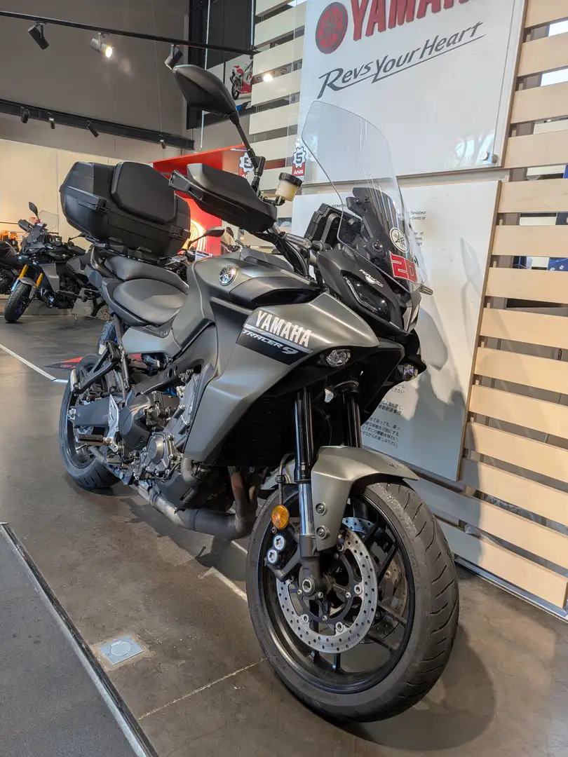 Yamaha Tracer 9 Grijs - 2