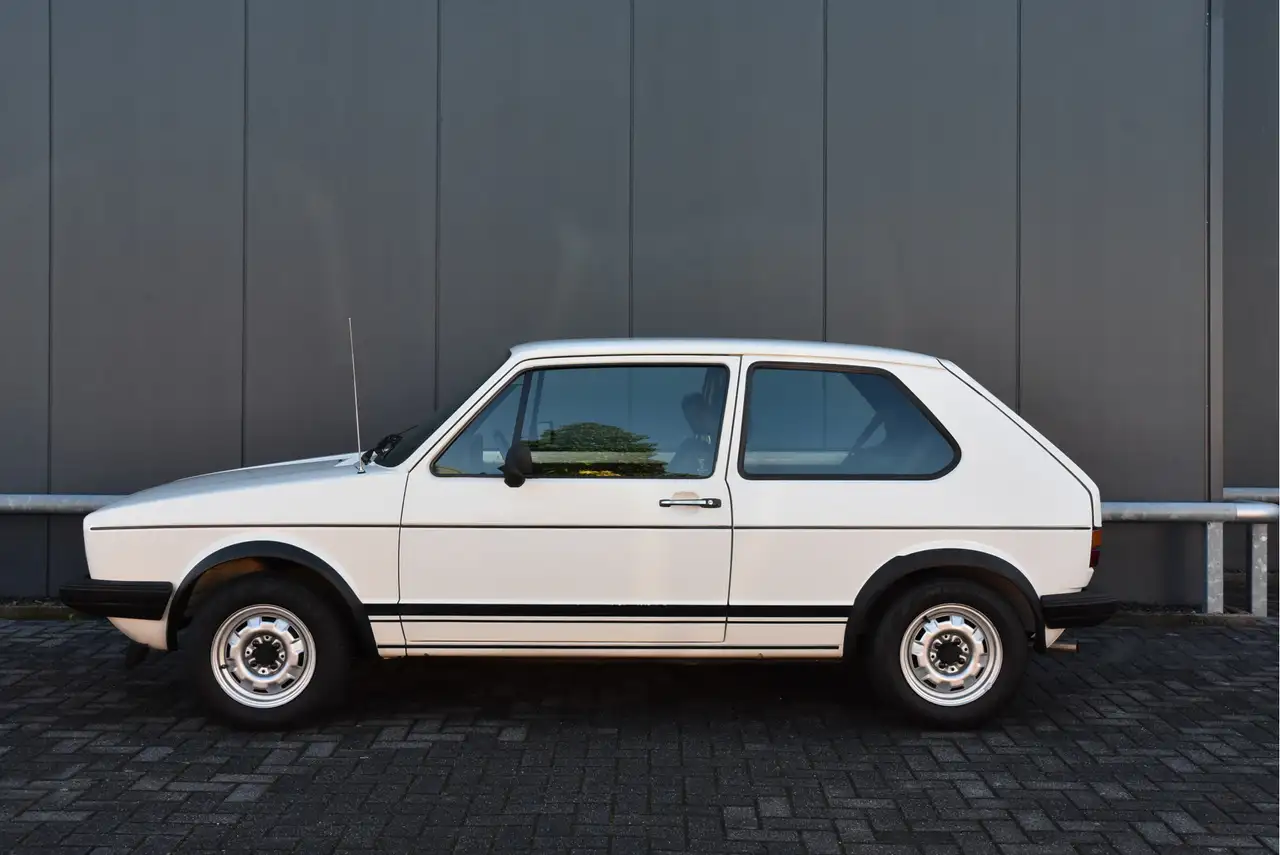 Volkswagen Golf GTI 1800, foto 1