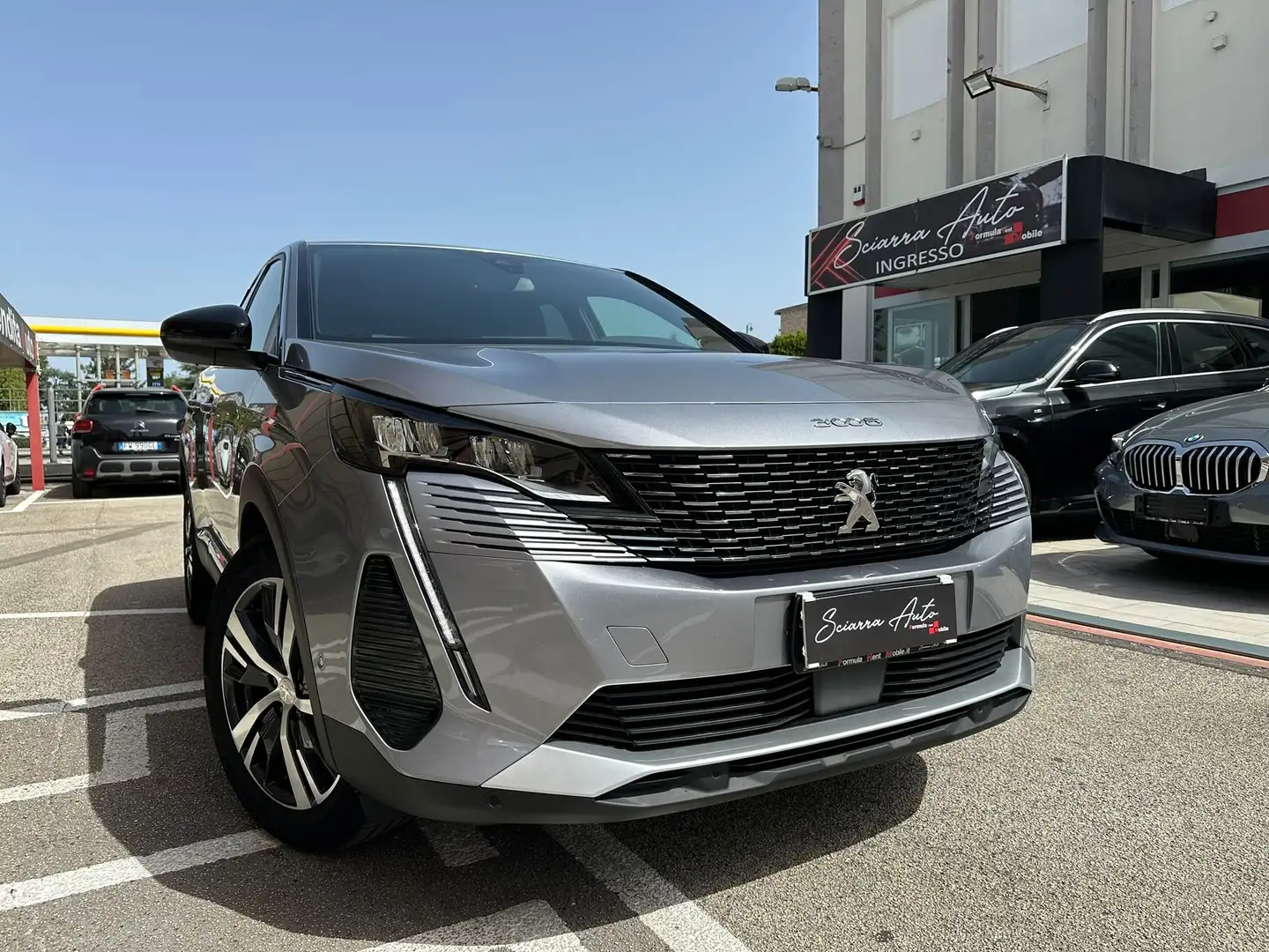 Peugeot 3008 3008 1.5 bluehdi Allure Pack eat8 130cv Grigio - 1