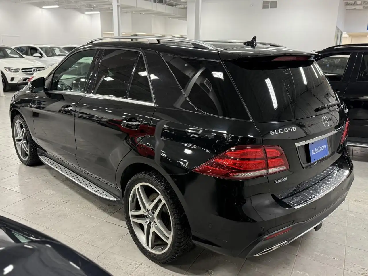 Mercedes-Benz GLE снимка Mercedes-Benz GLE