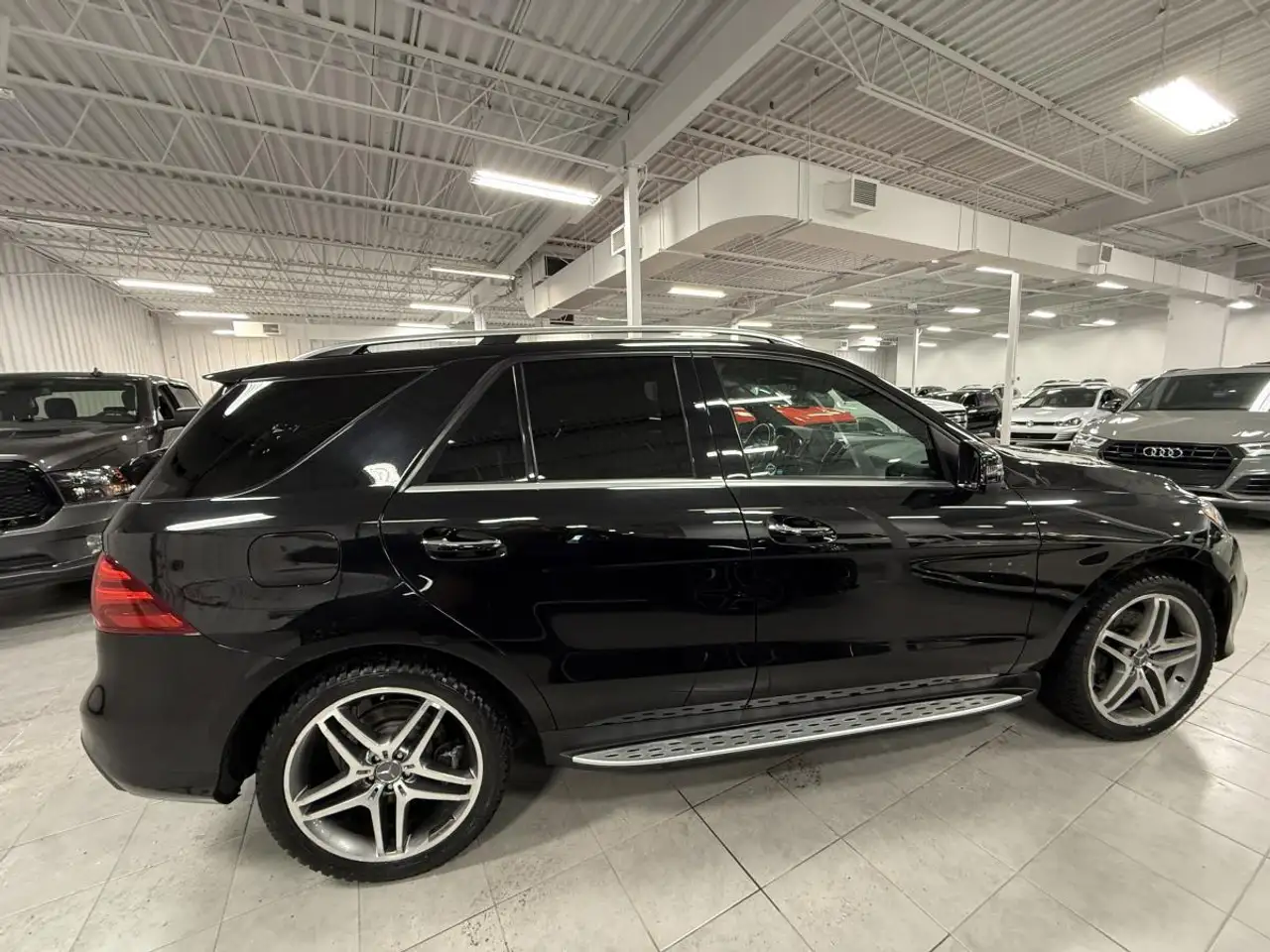 Mercedes-Benz GLE снимка Mercedes-Benz GLE