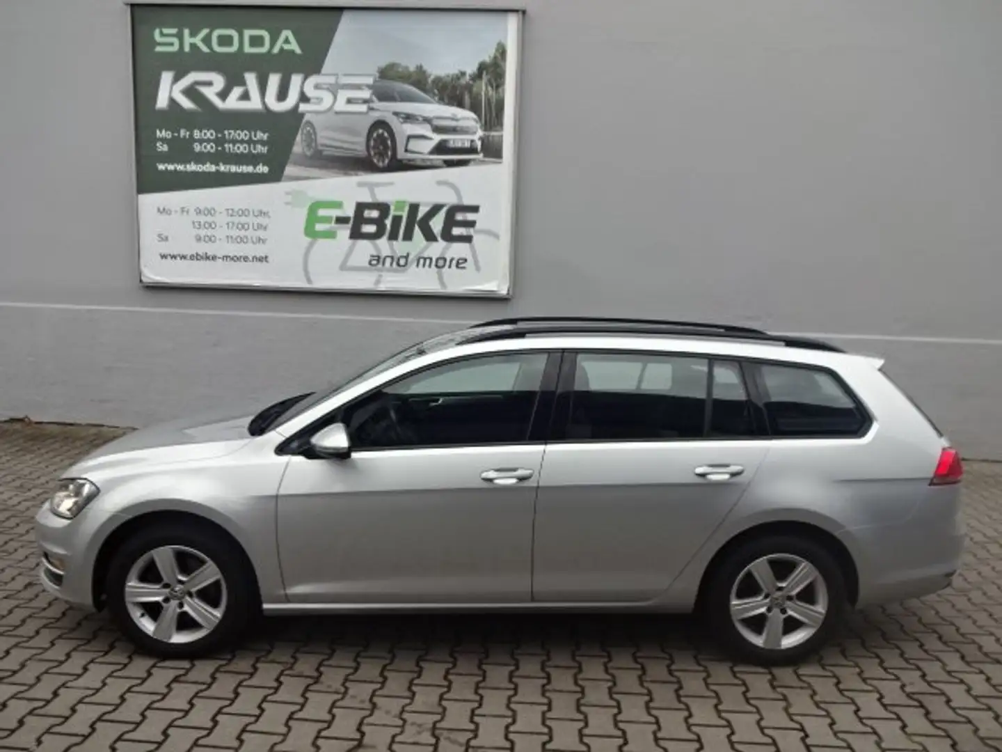 Volkswagen Golf Variant Comfortline Plateado - 2